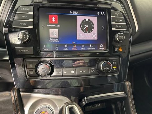 Used 2020 Nissan Maxima SR w/ Sport Mat Group FWD image 23