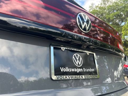 New 2026 Volkswagen Atlas Cross Sport SEL R-Line AWD/4WD image 49