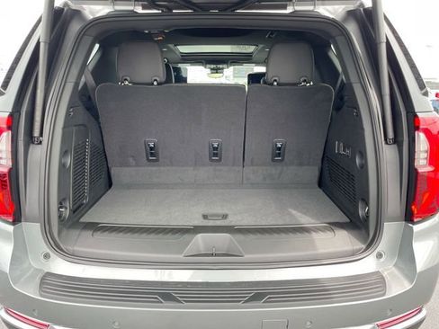 New 2026 GMC Yukon Elevation w/ Elevation Premium Package AWD/4WD image 16