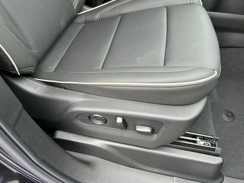 New 2026 Chevrolet Suburban Premier AWD/4WD image 15