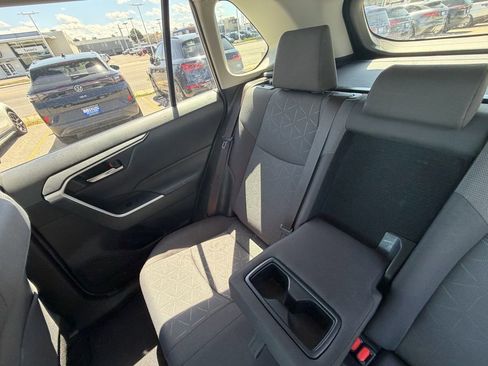 Used 2019 Toyota RAV4 XLE w/ Convenience Package AWD/4WD image 15