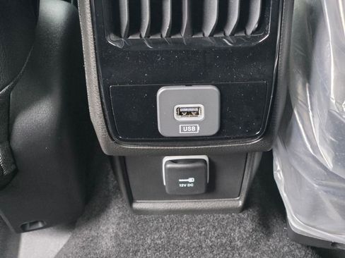 New 2026 Jeep Compass Limited w/ Sun, Sound & Navigation Group image 16