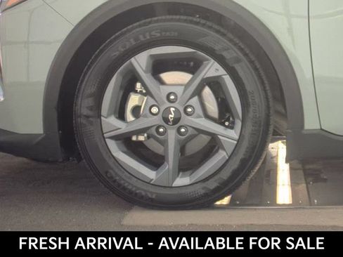 Used 2025 Kia K4 FWD image 7