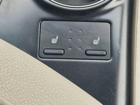 Used 2018 Toyota Camry XLE FWD image 45