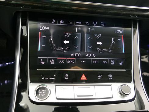 Used 2024 Audi Q8 Prestige AWD/4WD image 20