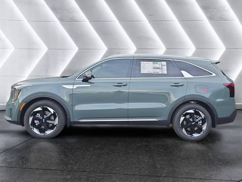 New 2026 Kia Sorento EX FWD image 2