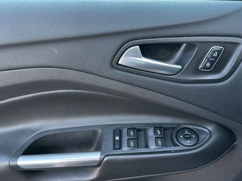 Used 2016 Ford Escape SE AWD/4WD image 11