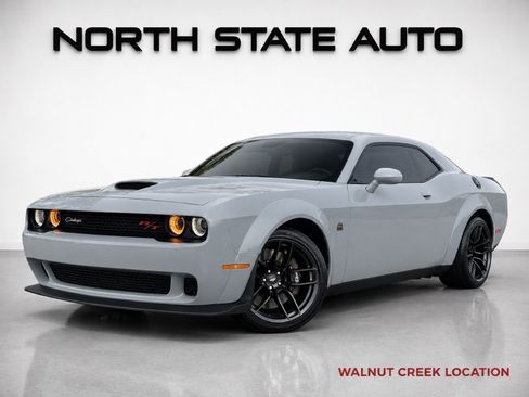 Used 2021 Dodge Challenger R/T Scat Pack RWD image 1