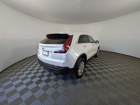 Certified 2023 Cadillac XT4 Luxury w/ Cold Weather Package image 5