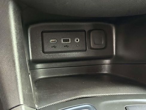 Certified 2023 Chevrolet Equinox LT image 17