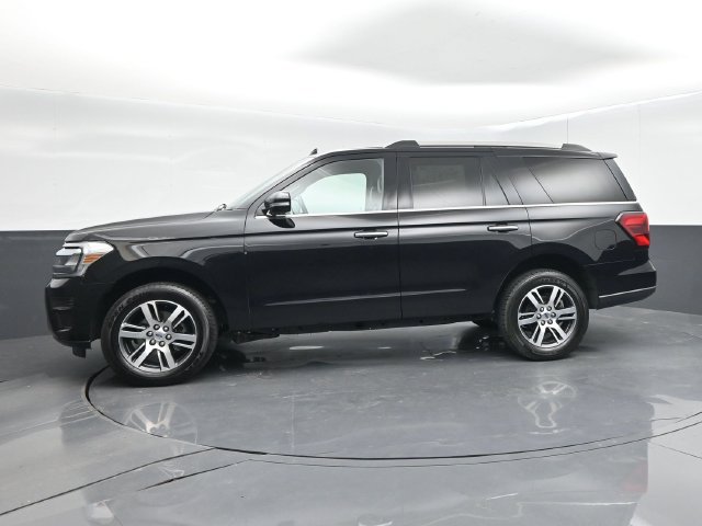 Used 2023 Ford Expedition Limited AWD/4WD image 5