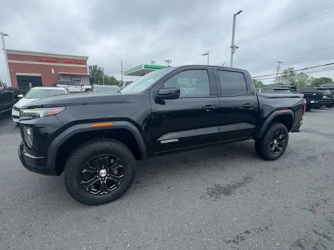 Certified 2023 GMC Canyon Elevation w/ Convenience Package AWD/4WD image 4