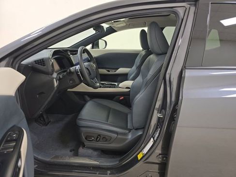 Used 2023 Lexus RZ 450e Premium w/ Technology Package image 5