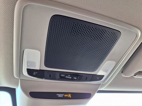 New 2026 Honda HR-V LX image 19