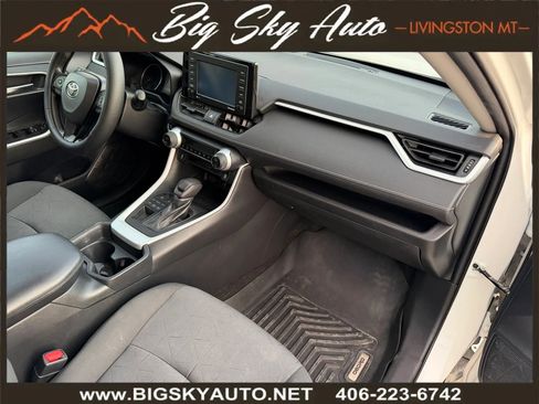 Used 2020 Toyota RAV4 XLE w/ All Weather Liner Package image 15