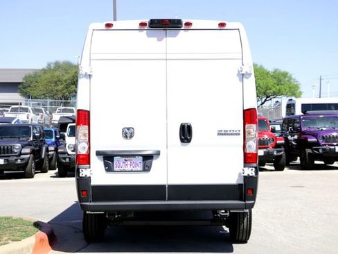 New 2026 RAM ProMaster 2500 w/ Convenience Group image 6
