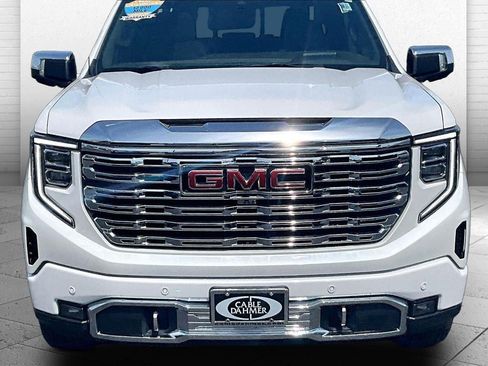 Used 2023 GMC Sierra 1500 Denali w/ Denali Reserve Package AWD/4WD image 2