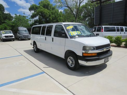 Used 2015 Chevrolet Express 3500 LT w/ LT Preferred Equipment Group image 1