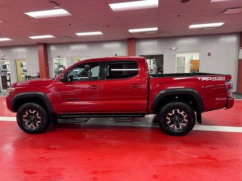 Certified 2021 Toyota Tacoma TRD Off-Road w/ TRD Premium Off Road Package image 6