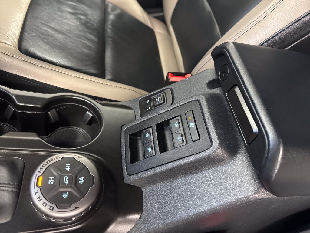 Used 2022 Ford Bronco 4-Door AWD/4WD image 12