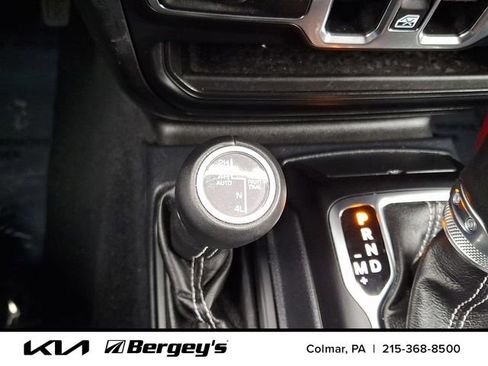 Used 2021 Jeep Wrangler Unlimited Sahara w/ Cold Weather Group AWD/4WD image 25