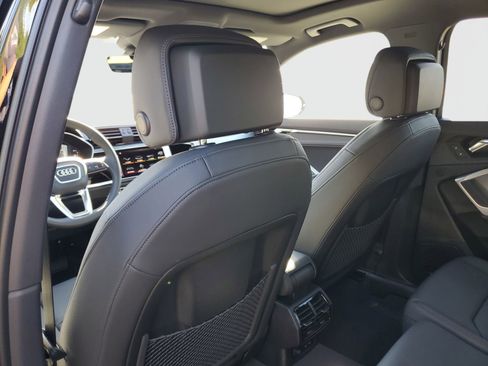 New 2025 Audi Q3 2.0T Premium image 14