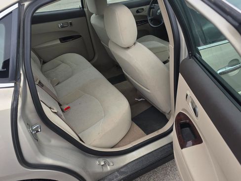 Used 2009 Buick LaCrosse CX image 20