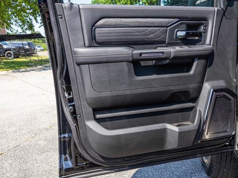 New 2026 RAM 3500 Limited AWD/4WD image 36