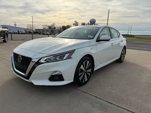 Used 2019 Nissan Altima 2.5 SL image 1