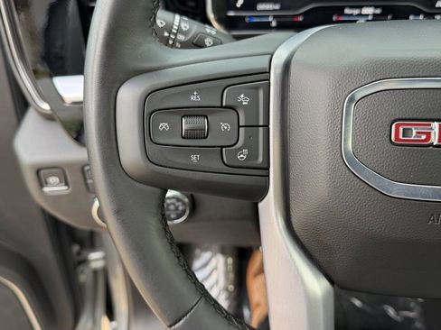 Used 2025 GMC Sierra 1500 SLT image 20