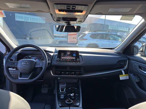 New 2026 Nissan Rogue SV image 28