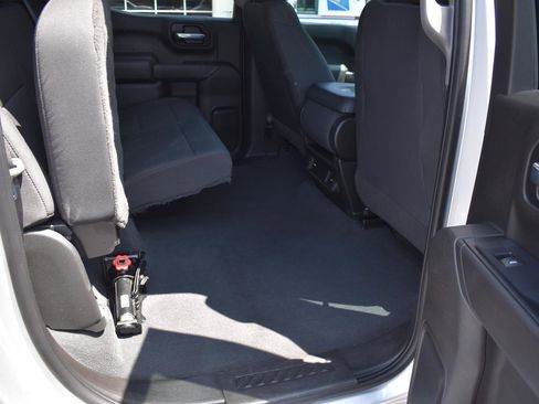 Used 2021 Chevrolet Silverado 1500 Custom w/ Safety Confidence Package RWD image 16