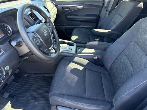 Used 2021 Honda Ridgeline Sport image 11