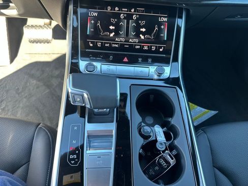 New 2026 Audi Q8 Premium Plus image 18