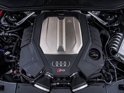 Used 2023 Audi RS 7 Sportback AWD/4WD image 30