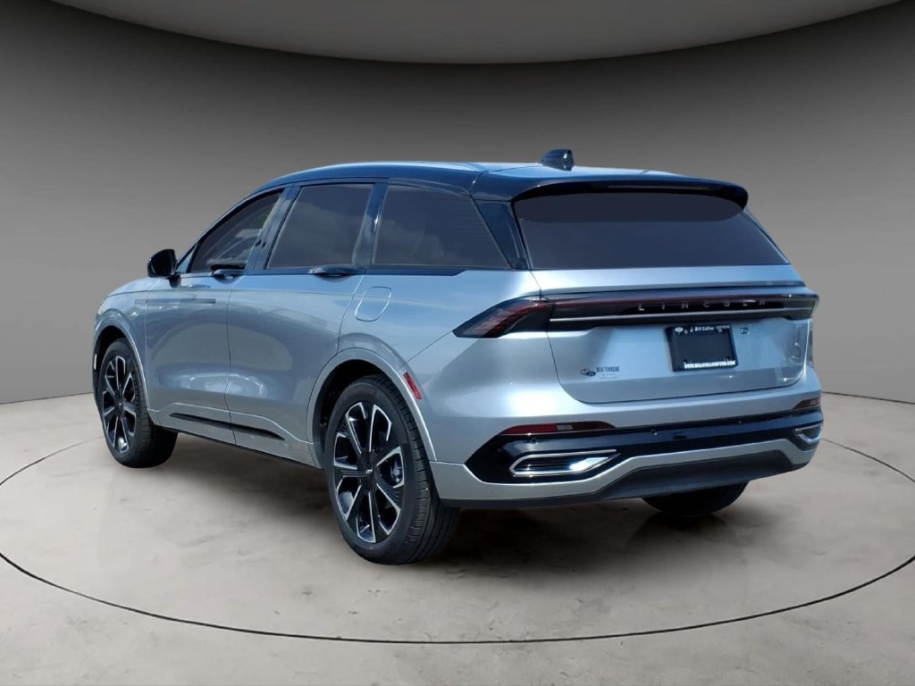 New 2026 Lincoln Nautilus Reserve AWD/4WD image 3