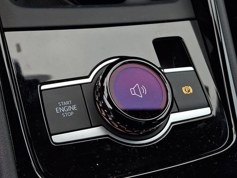 Used 2026 Volkswagen Tiguan SEL R-Line image 26