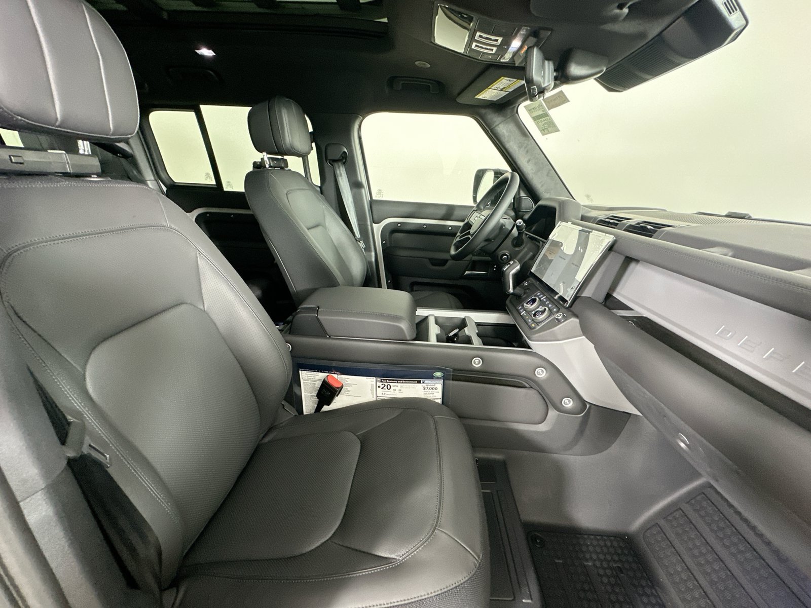 New 2026 Land Rover Defender 110 X AWD/4WD image 43