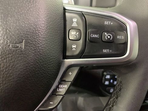 Used 2025 RAM 1500 Big Horn AWD/4WD image 23