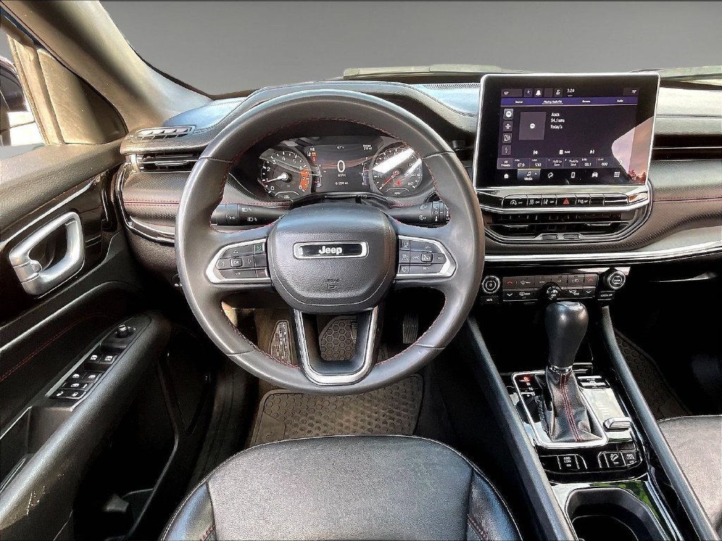 Used 2023 Jeep Compass Trailhawk AWD/4WD image 16