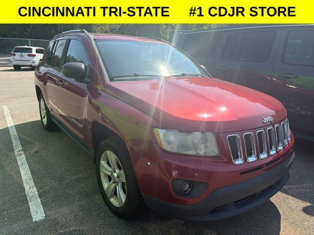 Used 2013 Jeep Compass Latitude AWD/4WD image 1