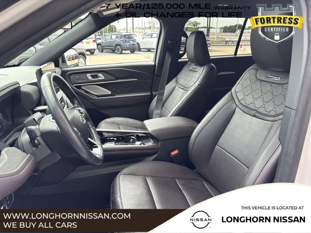 Used 2025 Ford Explorer Platinum w/ Ultimate Package RWD image 23