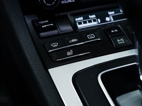 Used 2018 Porsche 718 Cayman S image 14