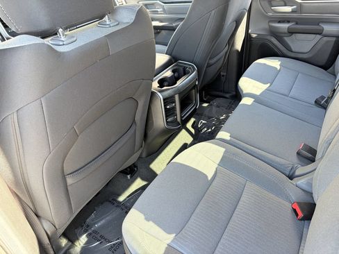 Used 2022 RAM 1500 Big Horn RWD image 17