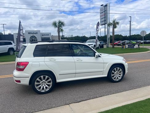 Used 2011 Mercedes-Benz GLK 350 2WD image 4
