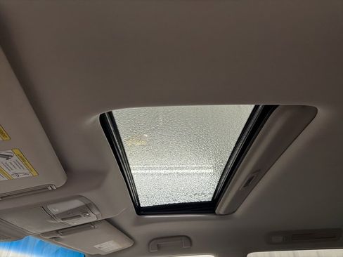 Used 2015 INFINITI QX80 2WD w/ Deluxe Technology Package image 10