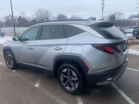 Certified 2025 Hyundai Tucson SEL image 3