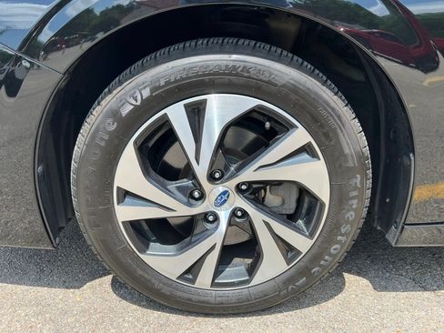 Used 2022 Subaru Legacy Premium AWD/4WD image 9