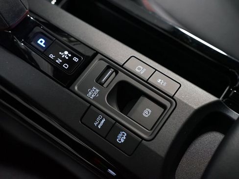 New 2026 Toyota Prius Plug-In Hybrid FWD image 23