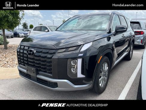Used 2025 Hyundai Palisade SEL FWD image 1